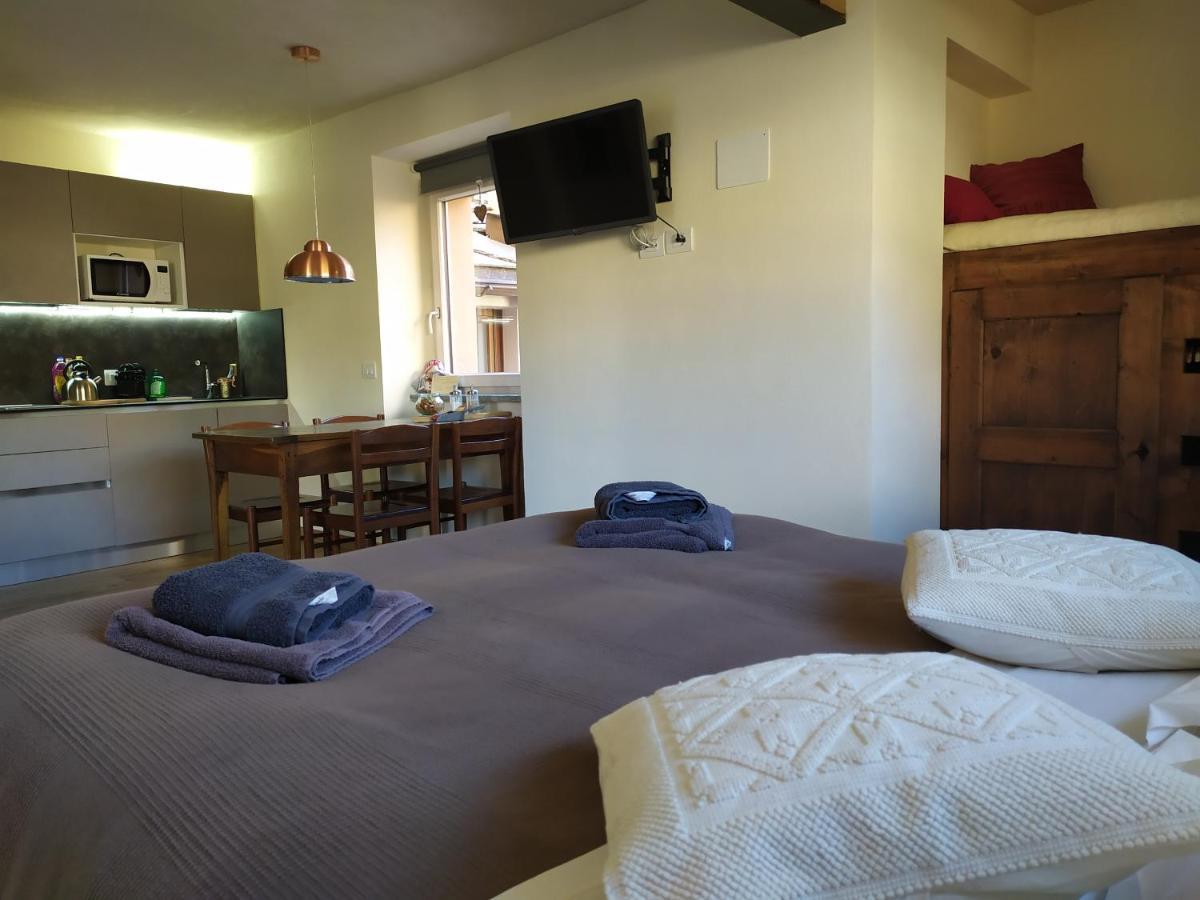 Maison Soleil - Chiara Suite Aosta Ngoại thất bức ảnh
