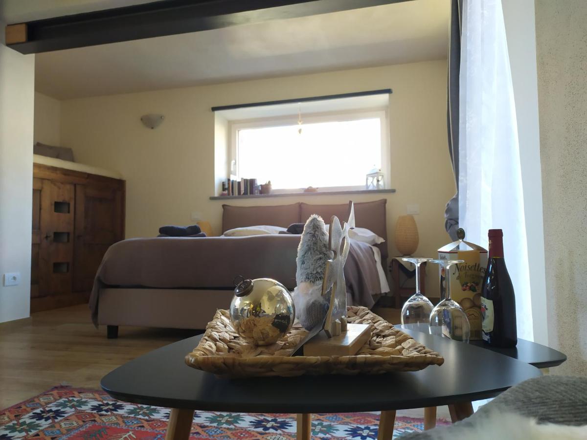 Maison Soleil - Chiara Suite Aosta Ngoại thất bức ảnh